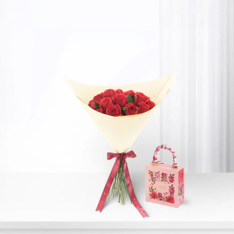 15 Roses, After Midnight Bouquet Chocolate Combo - Zuvees.ae