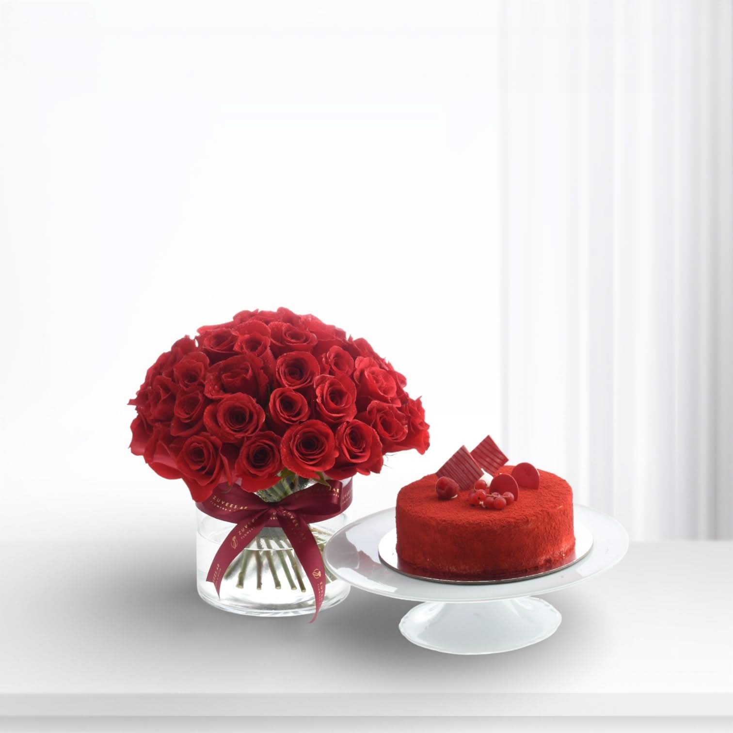 50 Red Roses In Glass Vase Cake Combo - Zuvees.ae