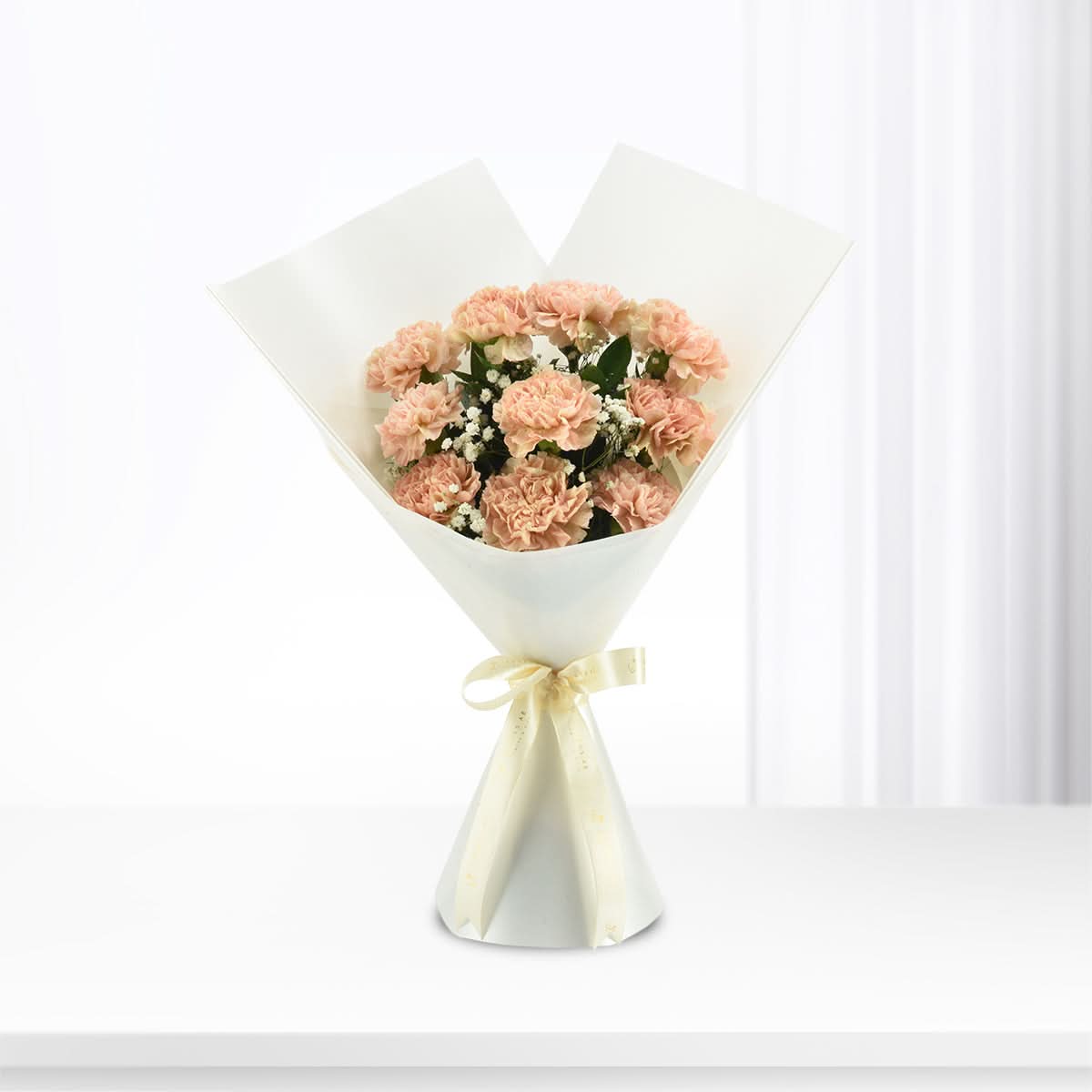 Blush Carnations Set - Zuvees.ae