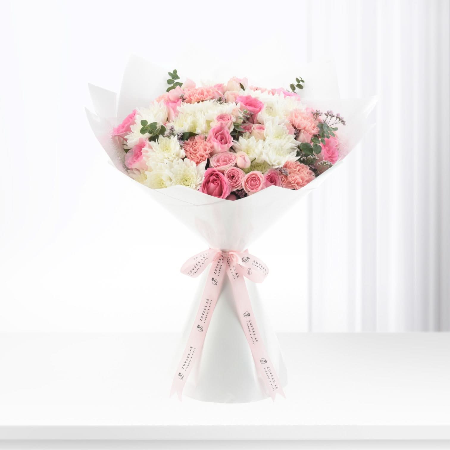 Blush & Snow Bouquet - Zuvees.ae