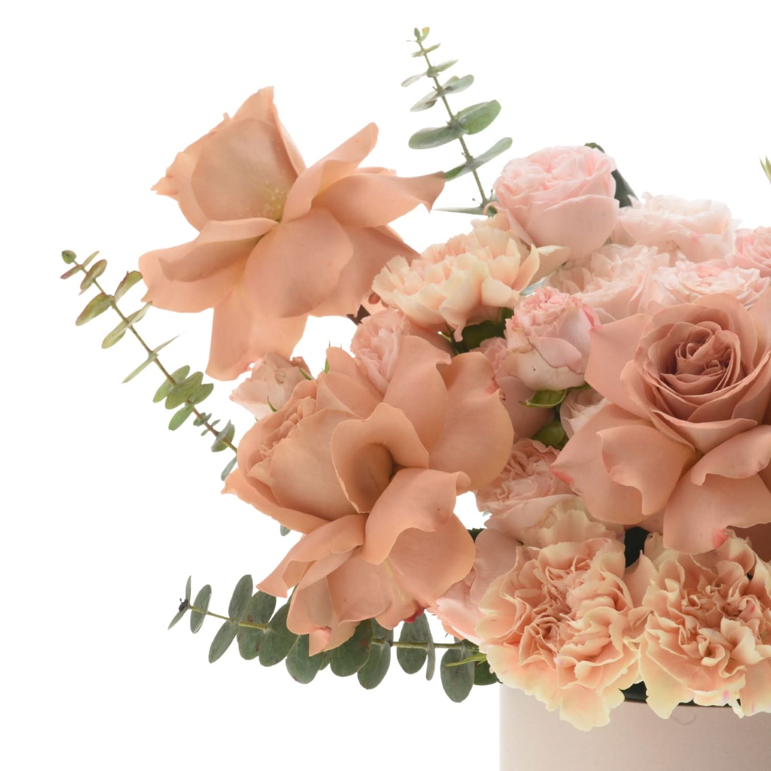 Desert Silk Ramadan Blooms Cake Combo - Zuvees.ae