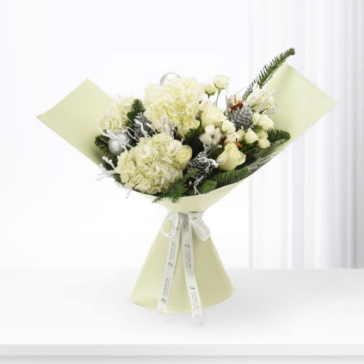 Snow White Holiday Bouquet