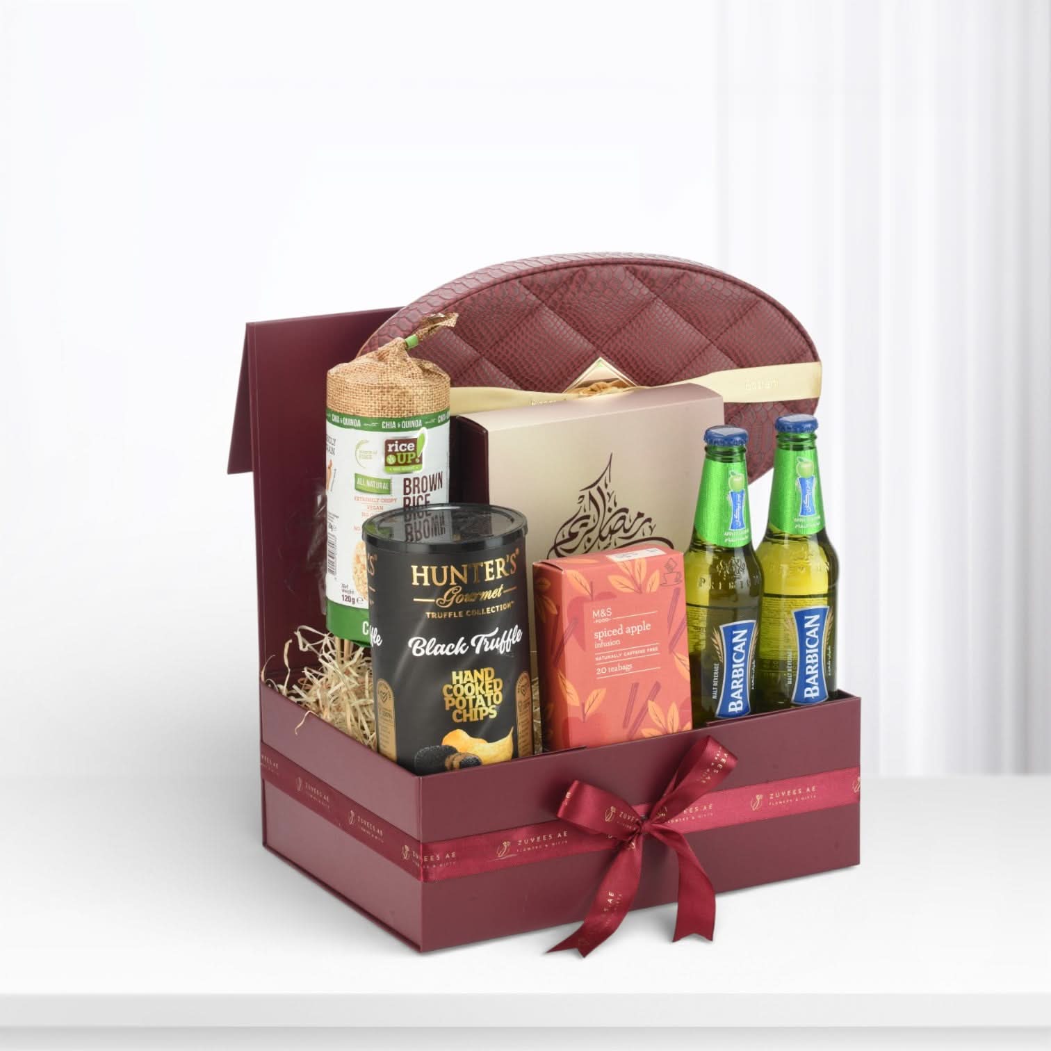 The Sweet Reserve Hamper - Zuvees.ae