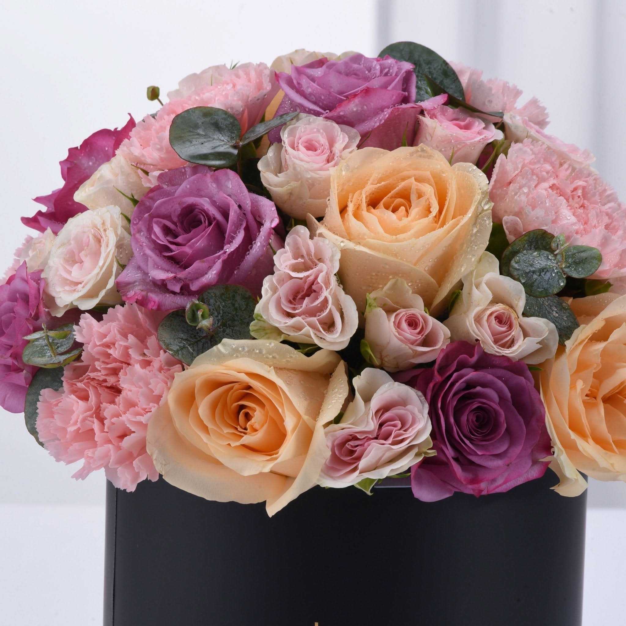 Blush & Lavender Anniversary Bloom Box - Zuvees.ae