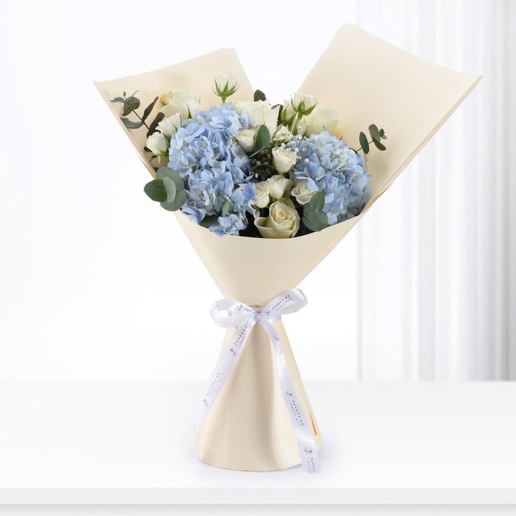 Blue Bliss Bouquet - Zuvees.ae