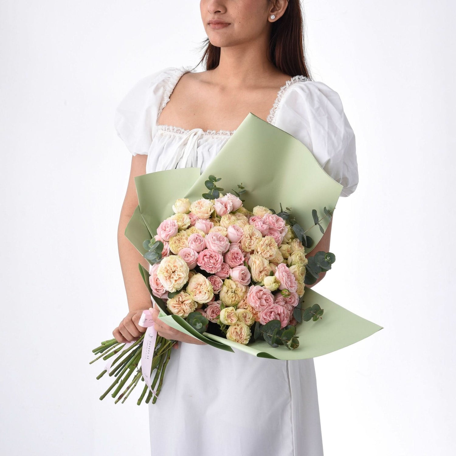 Garden Roses Recovery Gift Set - Zuvees.ae