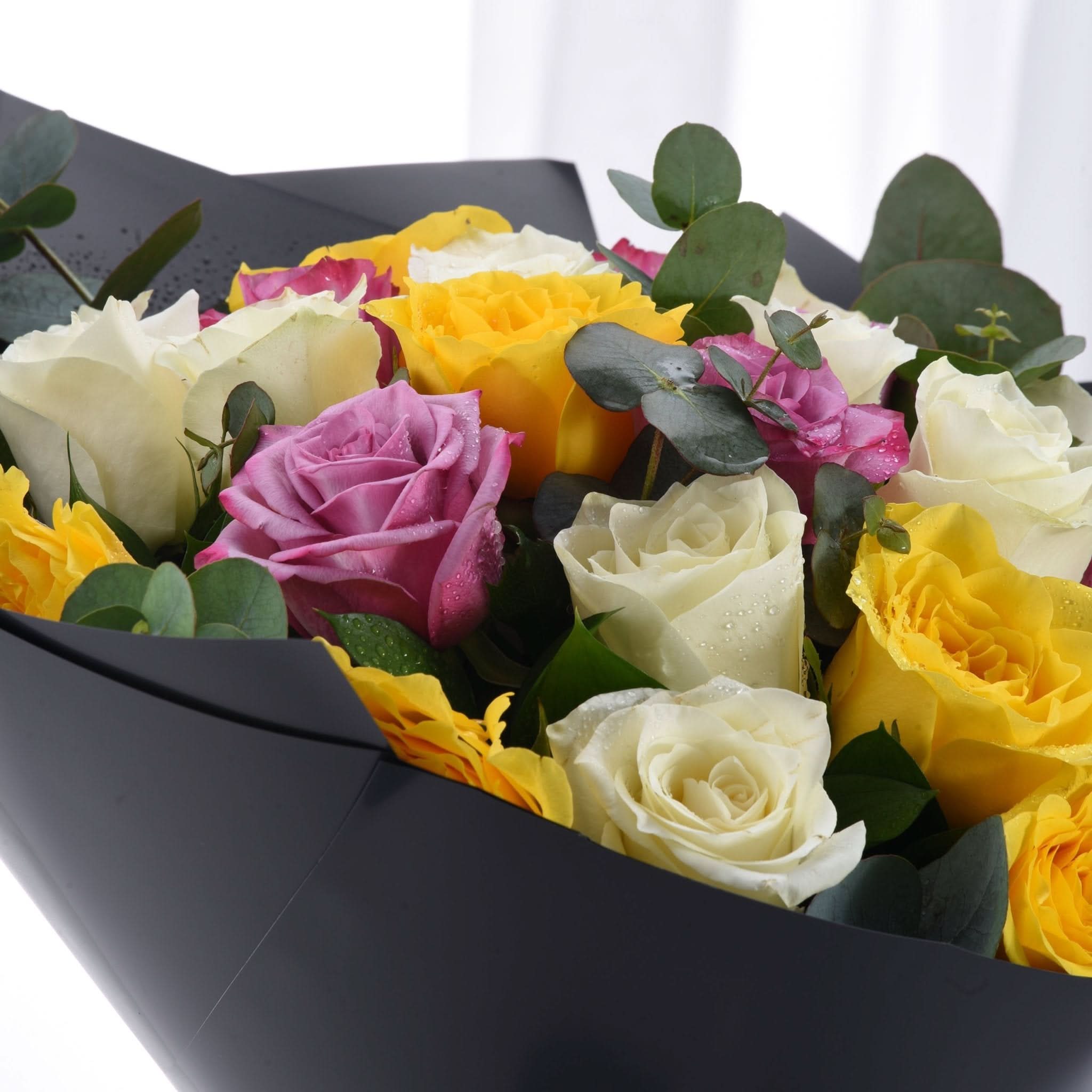 Radiant Rhapsody Bouquet - Zuvees.ae