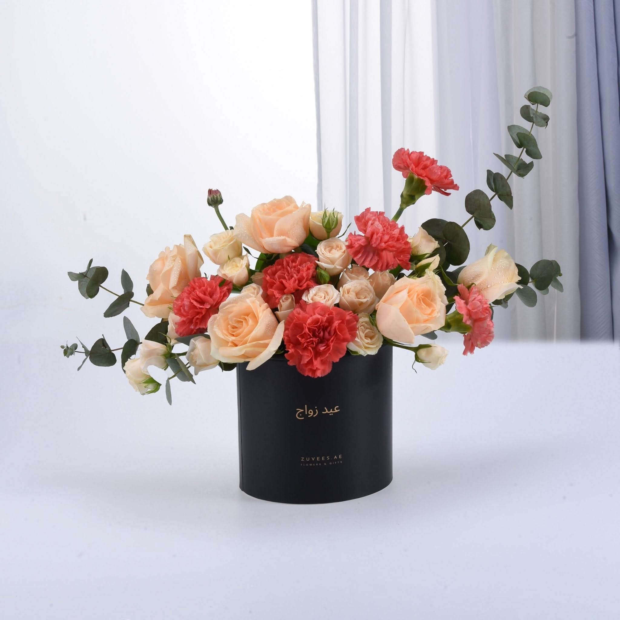 Sunset Bliss Anniversary Bloom Box - Zuvees.ae