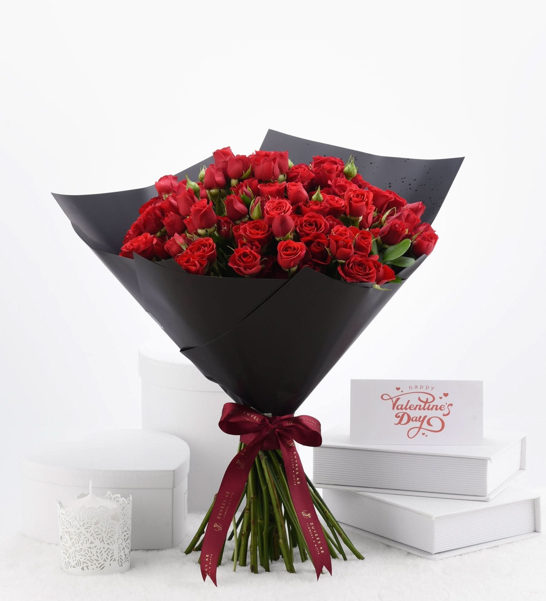 The Majestic 25 Red Spray Roses Bouquet - Zuvees.ae