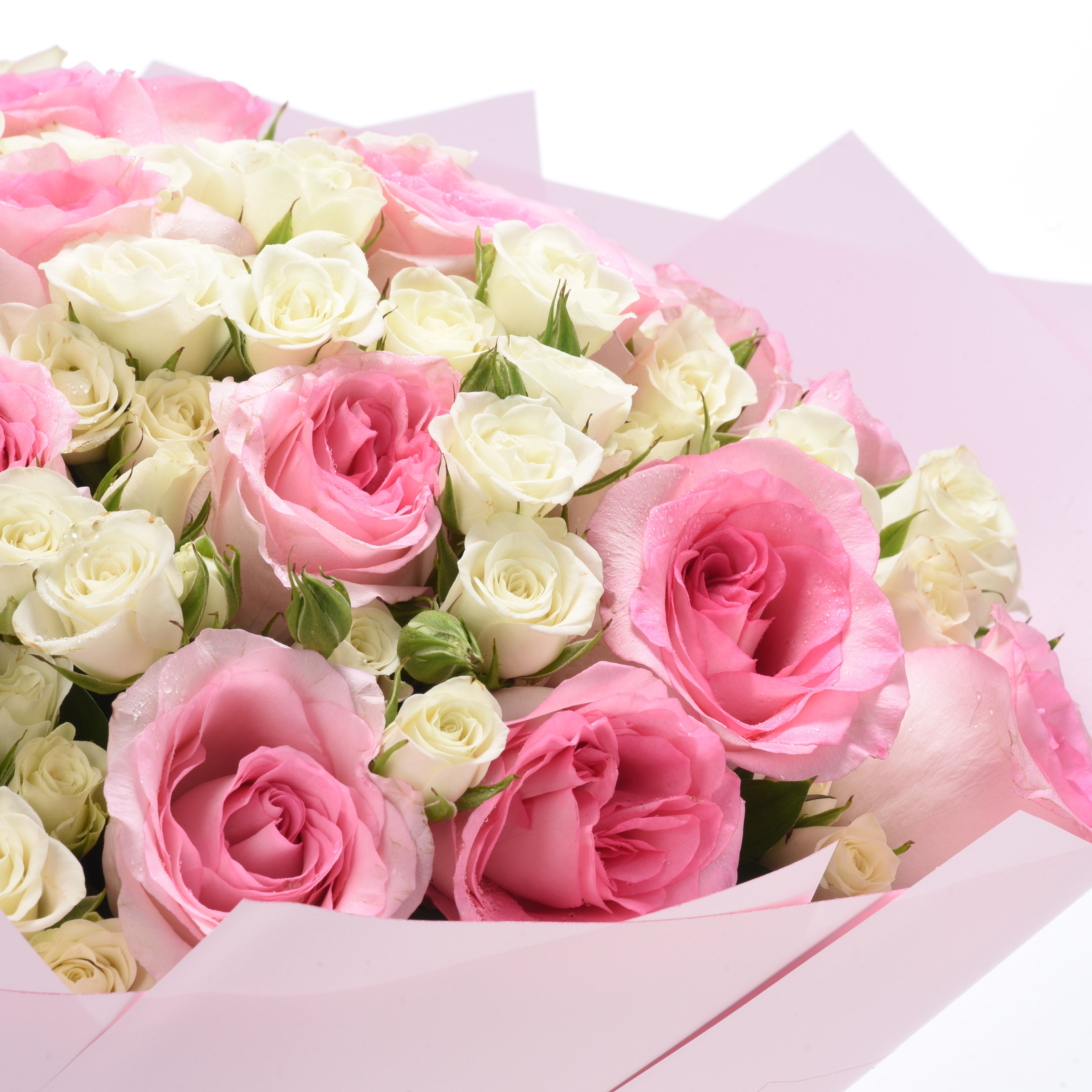 Crown of Petals – 50 Roses Zuvees Signature Bouquet