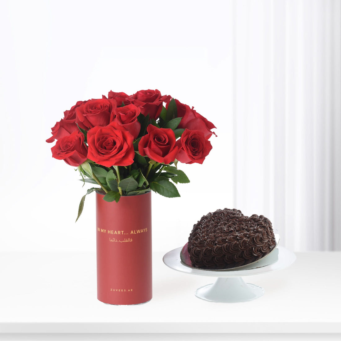 12 Red Roses In Love Vase Cake Combo