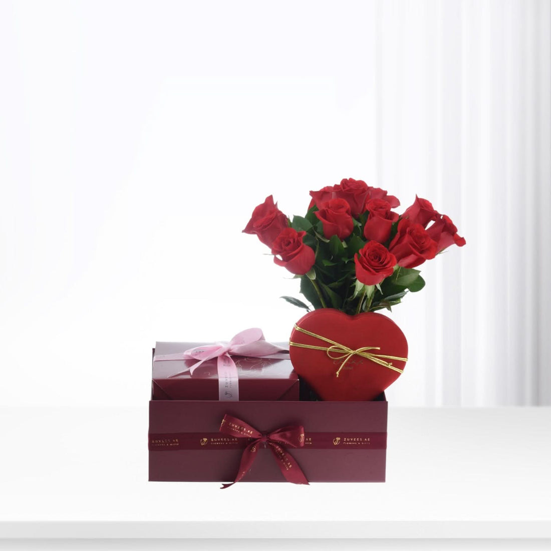 12 Red Roses Hamper Box - Zuvees.ae