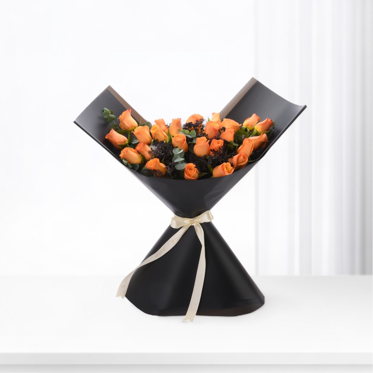 Amber Noir Bouquet