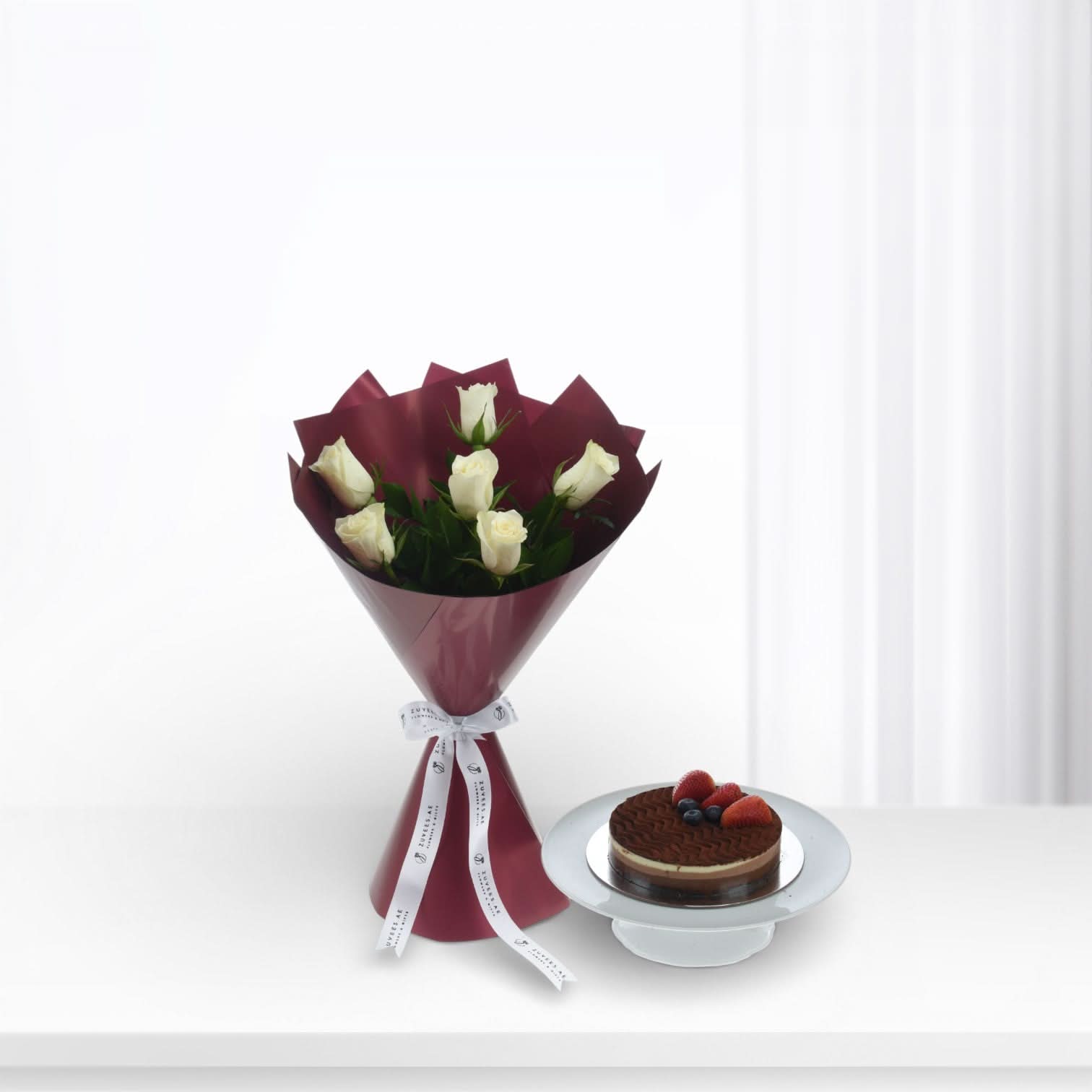 6 Whites Bouquet Cake Combo - Zuvees.ae