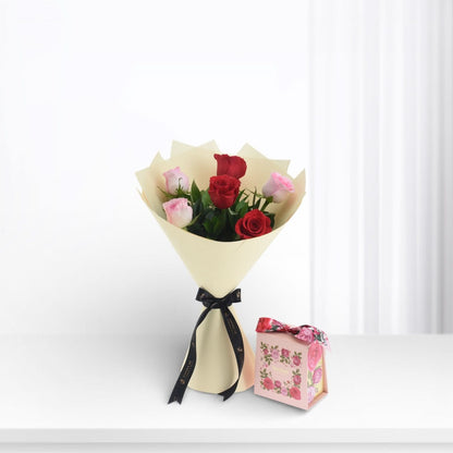 Contrast Of 6 Roses Chocolate Combo - Zuvees.ae