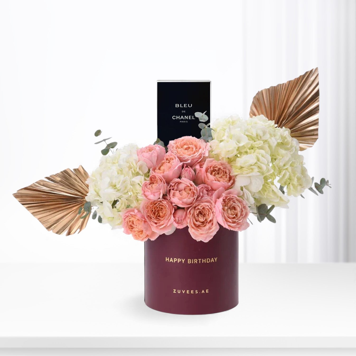 Golden Peach – Birthday Bloom Box with Fragrance - Zuvees.ae