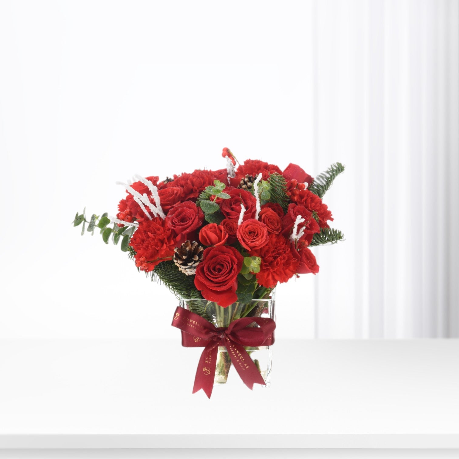 Merry Bright Roses Mini Vase