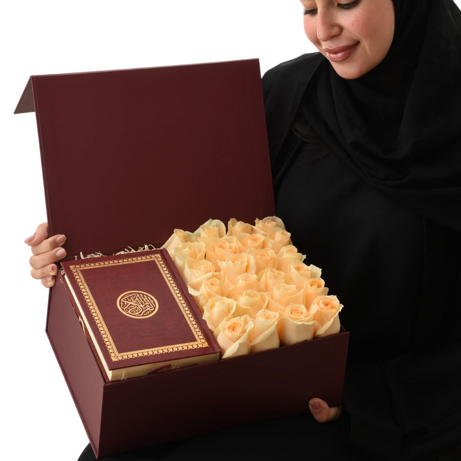 Noor &amp; Roses Hamper - Zuvees.ae