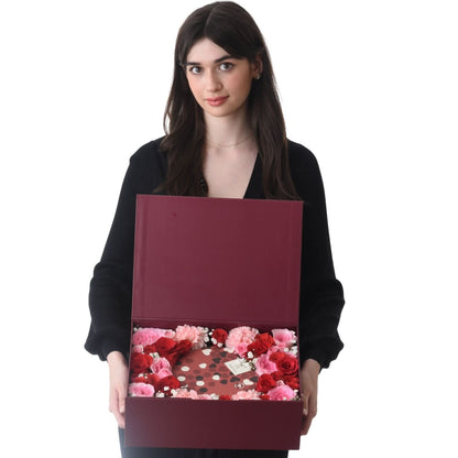 Pinkish Love Bloom Hamper Box - Zuvees.ae