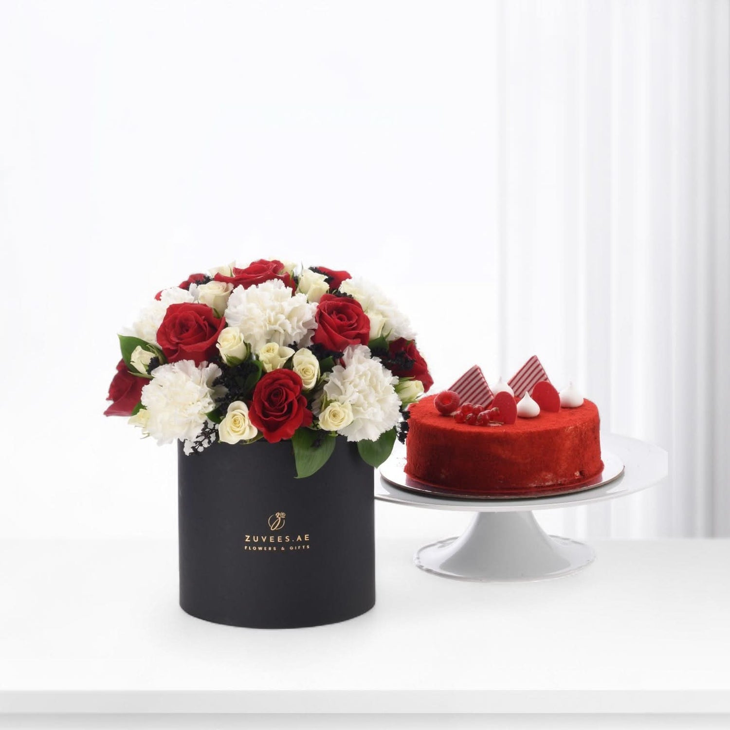 Red Sands Black Box with Cake Combo