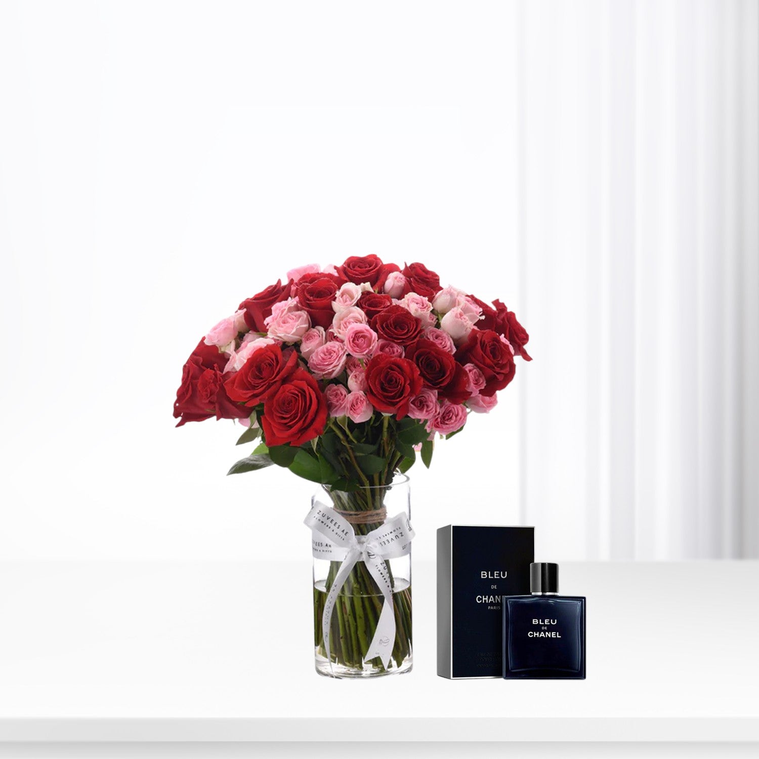 Rose Gradient Glass Vase Perfume Combo - Zuvees.ae