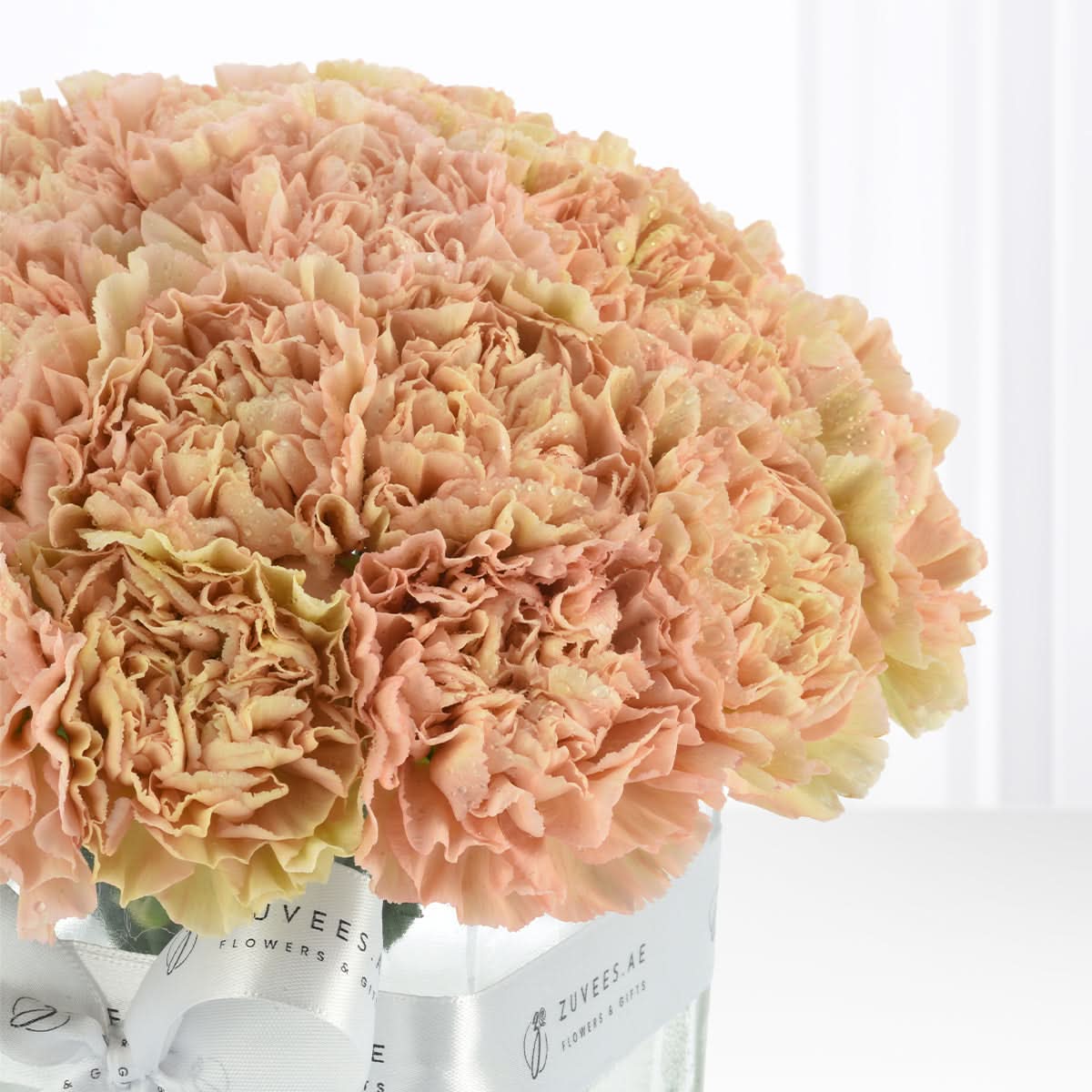 Soft Amber Bloom Vase - Zuvees.ae