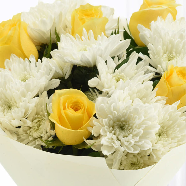 Sunflower Symphony Bouquet - Zuvees.ae