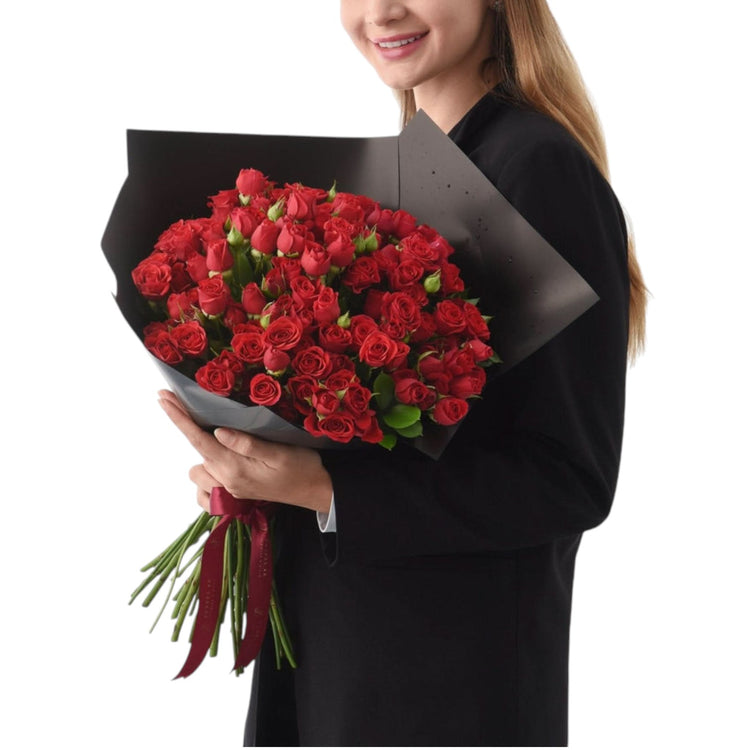 The Majestic 25 Red Spray Roses Bouquet