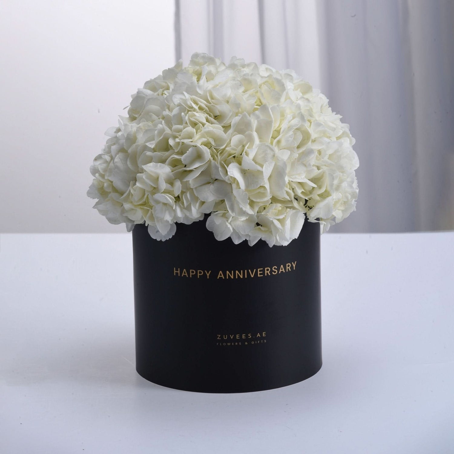 Pure Bliss Hydrangea Anniversary Box - Zuvees.ae
