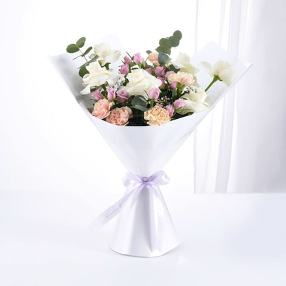 Soft Elegance Bouquet - Zuvees.ae