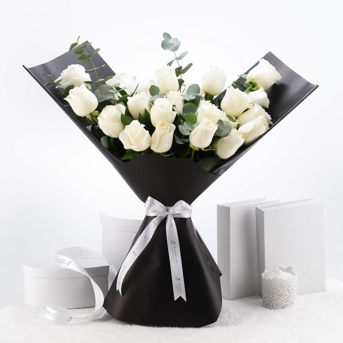 Snow Petals Bouquet - Zuvees.ae