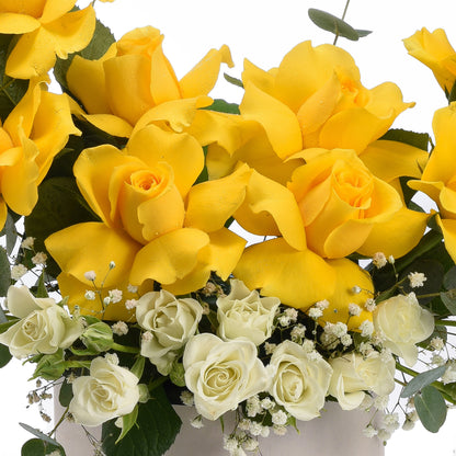 Sunshine &amp; Snowflakes Birthday Bloom Box - Zuvees.ae