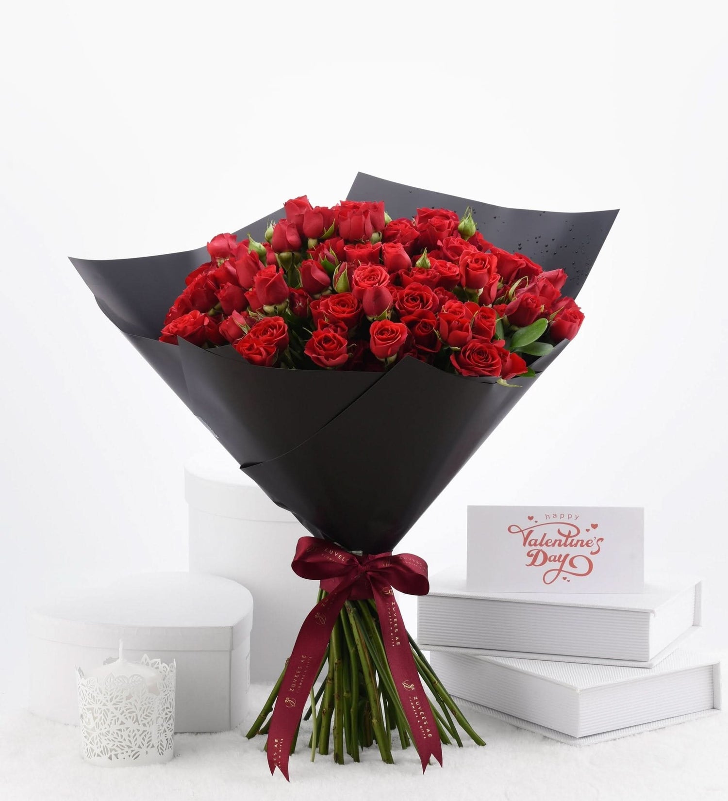The Majestic 25 Red Spray Roses Bouquet - Zuvees.ae