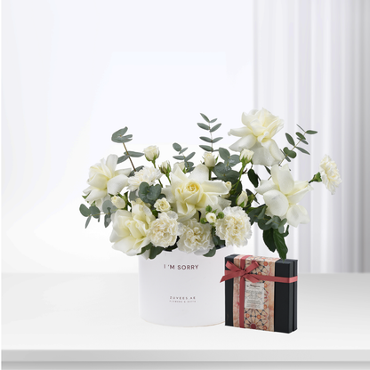 White roses and eucalyptus in "I&