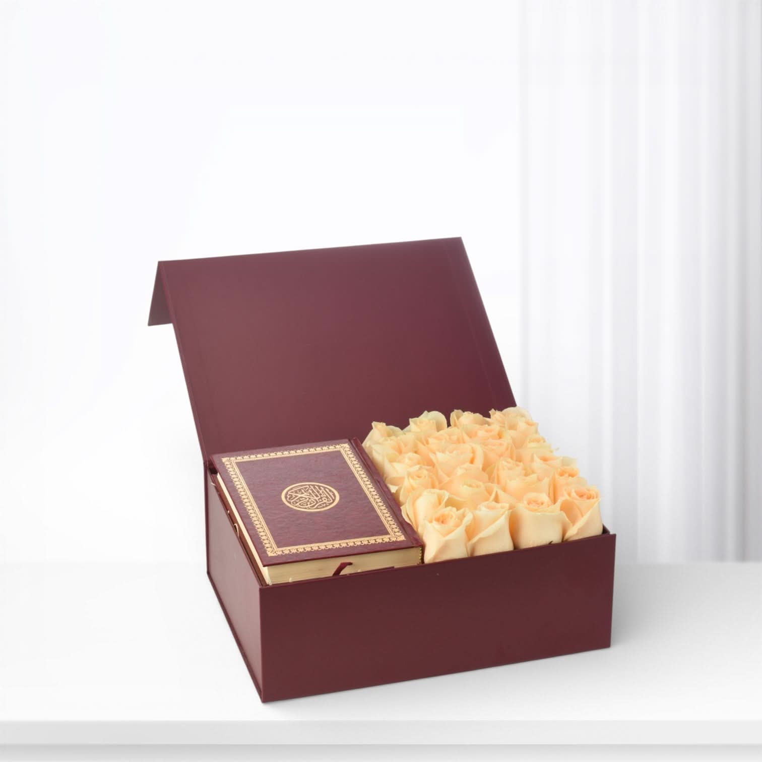 Noor &amp; Roses Hamper - Zuvees.ae